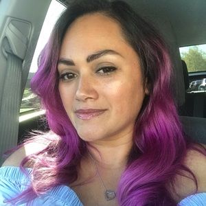 Meet your Posher, Estela